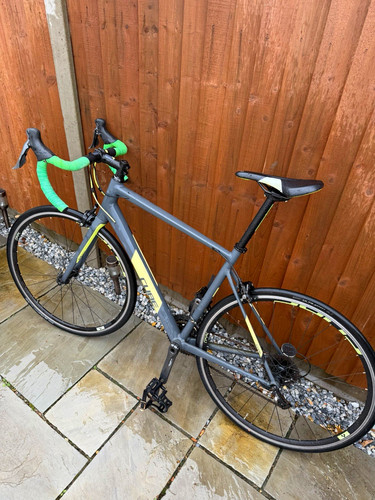 Cube attain road - attain, 56cm
